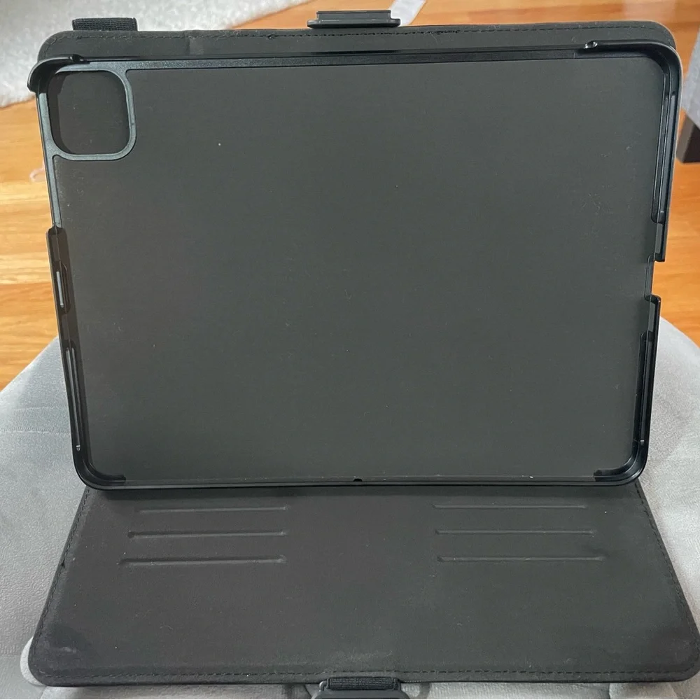 Hard Back Case for Apple iPad Pro 11-inch - Picture 4 of 4